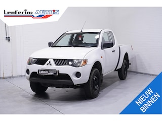 Mitsubishi L200 2.5 DI-D 136 pk Club Cab Invite Airco, 4x4 Trekhaak 2.700 kg, 2-Zits