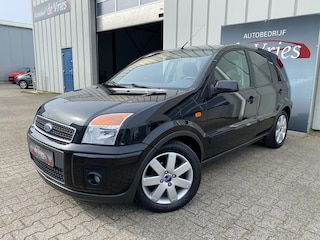 Ford Fusion 1.4-16V Futura / Airco / Trekhaak / Zeer nette auto