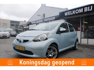 Toyota Aygo 1.0-12V + / Nieuwe Koppeling / Airco / Elektrische ramen / Centrale deurvergrendeling