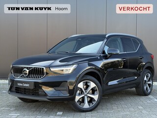 Volvo XC40 2.0 B3 Plus Bright Adaptieve Cruise Control / BLIS /  360 camera /verw. voorstoelen, stuurwiel en voorruit / Extra getint glas / Trekhaak