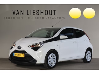 Toyota Aygo 1.0 VVT-i x-play - NL- Auto!! Camera I Airco I Apple