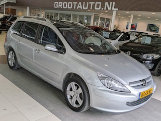 Peugeot 307 SW 2.0 16V Automaat Airco, Cruise Control, Trekhaak, Stuurbekrachtiging