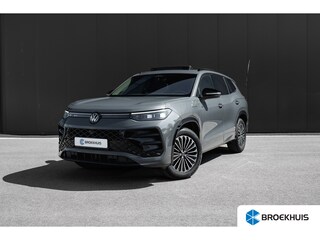 Volkswagen Tayron 1.5 eHybrid 272pk R-Line Edition | Panoramadak | Trekhaak | 360 Camera | Harman Kardon | 20"