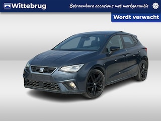 Seat Ibiza 1.5 TSI 150PK FR Pro Black Edition / Panoramadak / Digitale Cockpit / Full-LED / Achteruitrijcamera / Keyless Entry-Go / Stoelverwarming