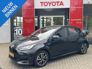 Toyota Yaris 1.5 Hybrid Dynamic CRUISE CONTROL CLIMATECONTROL APPLE/ANDROID CARPLAY