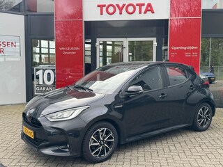 Toyota Yaris 1.5 Hybrid Dynamic CRUISE CONTROL CLIMATECONTROL APPLE/ANDROID CARPLAY