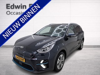 Kia Niro e-Niro ExecutiveLine 64 kWh | Leder | Panorama | SOH 100% | Warmtepomp | Andriod Auto | Apple carplay | 3-Fase