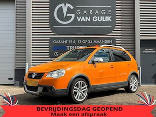 Volkswagen Polo 1.4-16V Cross 80PK Trekhaak,Clima,ElektrRamen+Spiegels,Isofix,Radio/Cd-Speler,Dakrail,Lmv,D-RiemVervangenBij129812