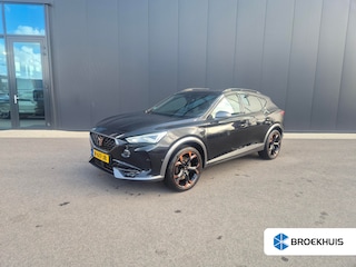 Cupra Formentor 1.4 e-Hybrid 245 PK VZ Copper Edition Achteruitrijcamera | Adaptive cruise control | Panoramadak | Trekhaak | Keyless