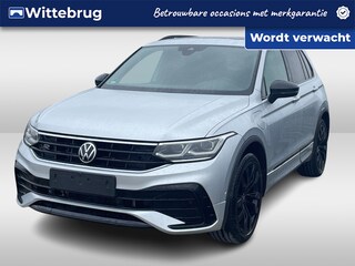 Volkswagen Tiguan 1.4 TSI eHybrid 245PK R-Line Business+ / Panoramadak / Zwenkbare Trekhaak / R-Line Interieur + Exterieur / 360 Camera / Stuur + Stoelverwarming / Elektrische Achterklep