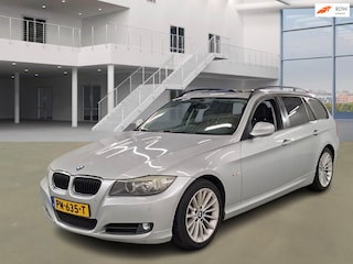 BMW 3-serie Touring 320i Executive AUT PANO NAVI LEDER PSENSOR CRUISE 2 X SLEUTELS