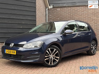 Volkswagen Golf 1.2 TSI | PDC | Navigatie | 17inch | 5-deurs | NAP