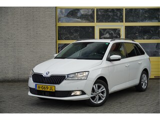 Skoda Fabia Combi 1.0 TSI Style BJ2020 Lmv 15" | Led | Pdc | Trekhaak | App-Connect | Navi | Airco | Cruise control | Alcantara/Stof bekleding | Extra getint glas