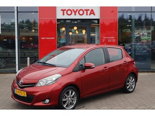 Toyota Yaris 1.3 VVT-i DYNAMIC AUTOMAAT 1e EIGENAAR TREKHAAK KEYLESS LM-VELGEN DEALERONDERHOUDEN NL-AUTO