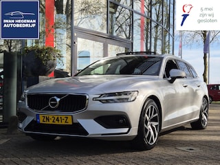 Volvo V60 2.0 T5 250PK Momentum Automaat | Panodak | Navigatie | Climate Control | Cruise Control | Licht metalen velgen | Stoelverwarming