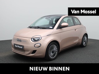 Fiat 500 Icon 42 kWh | Panoramadak | Apple Carplay / Android Auto | Climate Control | Stoelverwarming | Camera | Cruise Control | Navigatie | Bluetooth | Lichtmetalen Velgen |