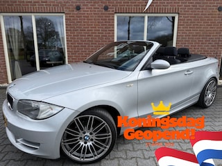 BMW 1-serie Cabrio 118i Executive Automaat STOELVERW. / CLIMA / 19 INCH LMV