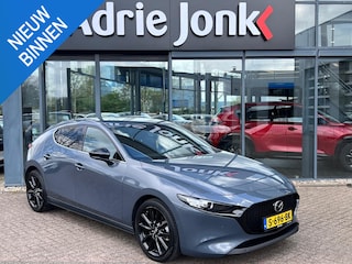 Mazda 3 2.0 e-SkyActiv-G M Hybrid 150 Homura | 18 INCH LMV | ALL SEASON | APPLE + ANDROID AUTO | STOELVERWARMING | NED AUTO |