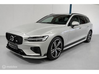 Volvo V60 2.0 T6 Twin Engine AWD R-Design PANO / TREKHAAK