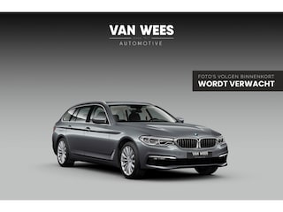 BMW 5-serie Touring 520i High Executive Edition | 2e eigenaar | NL auto | Adaptive LED | 19 inch | Sportstuur | Comfortstoelen | Memory | Display Key | Navigatie | Bluetooth | PDC