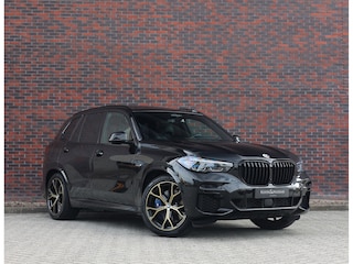 BMW X5 45e xDrive | SkyLounge - Trekhaak - B&W