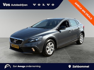 Volvo V40 1.6 T4 Momentum | Panoramadak | Trekhaak afneembaar | Dealerondehouden | 1e eigenaar |