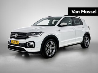 Volkswagen T-Cross 1.0 TSI Comfortline 116 PK | Automaat | R-Line Exterieur | Apple Carplay | Dodehoeksensoren | Stoelverwarming | Parkeersensoren | Adaptive Cruise Control | Digital Cockpit Pro | Navigatie | Rijstrookhulp | DAB Radio | Lichtmetalen Velgen | Getinte Ruiten | Bluetooth | Airco | Verlichting Automatisch |