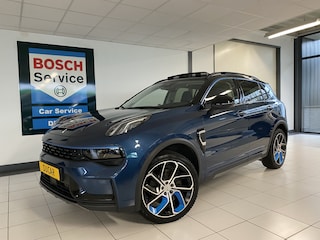 Lynk & Co 01 1.5 Panoramadak / Apple carplay android / 360 Camera