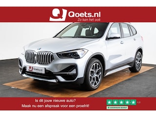 BMW X1 sDrive20i xLine - Trekhaak - Panoramadak - Head up - Cruise control - Sportstoelen - Hifi - Park Assistant - Elektrische achterklep - Armsteun voor - Multifunctioneel stuurwiel - Elektrisch verwarmde voorstoelen -
