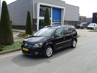 Volkswagen Touran 1.2 TSI Highline | 7 Persoons | 100% Onderhouden