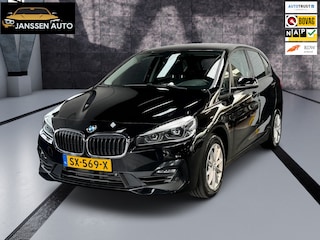 BMW 2-serie Tourer 218i Executive Launch Edition | Automaat | Sportstoelen | Camera | Navi | Dealeronderhouden | NL Auto