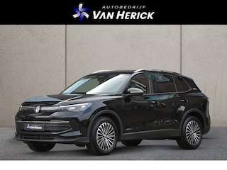 Volkswagen Tiguan 1.5 eTSI Life Goal Automaat | Navigatie | Trekhaak | 360 Camera