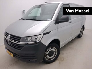 Volkswagen Transporter 2.0 TDI L1H1 150PK | Automaat | Navigatie | Airco | Verwarmbare Voorruit | Multifunctioneel Stuurwiel | Cruise Control | Parkeerhulp Achter | DAB+ | Sortimo |