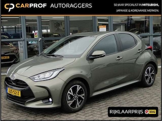 Toyota Yaris 1.5 Hybrid Dynamic + Comf.Pack | Led | Stoelverw.| PDC | Led | Carplay | Adaptief