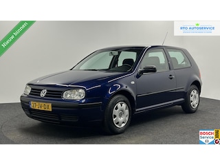 Volkswagen Golf 1.6-16V Oxford AIRCO CRUISE.