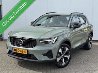 Volvo XC40 B4 Plus Dark | Trekhaak | Adaptive cruise | Elek.verst.voorstoelen