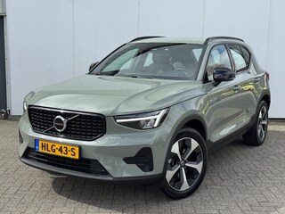 Volvo XC40 B4 Plus Dark | Trekhaak | Adaptive cruise | Elek.verst.voorstoelen