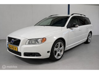 Volvo V70 2.5FT R-design AUTOMAAT / LEER