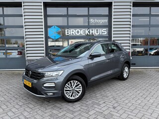 Volkswagen T-Roc 1.0 TSI 110 pk Style | Achteruitrij camera | Navigatie | Apple Carplay | Parkeersensoren | Climatronic | Cruise control Adaptief |
