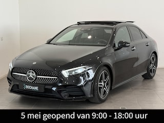 Mercedes-Benz A-klasse 180 Business Solution AMG | Keyless | Matrix LED | Panoramadak
