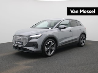 Audi Q4 45 Edition 82 kWh l Cruise control l Climate control l Navigatie l Warmtepomp l Stoelverwarming l Comfortsleutel l Parkeersensoren l Apple Carplay / Android Auto l Privacy glas l Audi virtual cockpit l Audi sound system