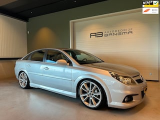 Opel Vectra GTS 1.8-16V EXECUTIVE-uitv|NAVIGATIE|CLIMA AIRCO|CRUISECONTROL|TREKHAAK|LM-VELG|XENON|HALF LEER|NIEUWSTAAT!|nwe APK+OH