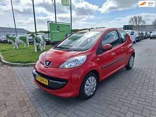 Peugeot 107 1.0-12V XR / Keurig ondeehouden / APK september 2026
