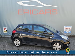 Kia Venga 1.4 CVVT X-ecutive