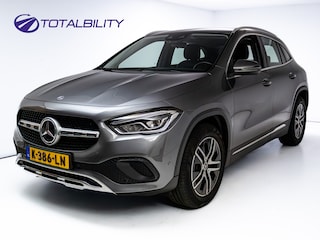 Mercedes-Benz GLA 200 Business Solution Luxury | Nieuw Model | Led-high performance | Stoelverwarming | Cruise Navigatie , Carplay/Android auto, Winterwielenset