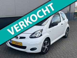 Toyota Aygo 1.0-12V Cool Airco Carplay Nieuwe apk NAP