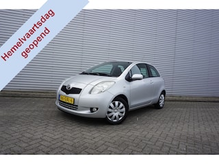 Toyota Yaris 1.3 VVTi Sol Airco / Elektr. ramen / NAP