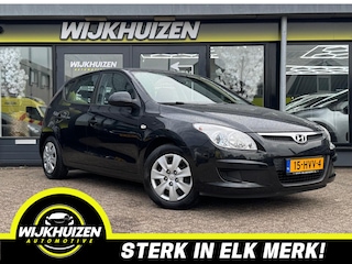 Hyundai i30 1.4i Active Cool met Airco !!! Dealer Onderhouden !!! Nap !!!