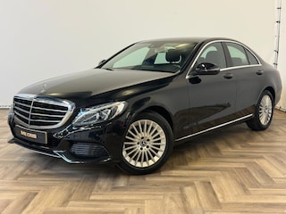 Mercedes-Benz C-klasse 180 Premium Plus|TREKHAAK|XENON|DEALER ONDERHOUDEN|