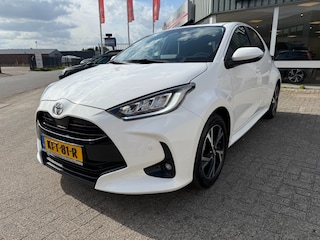 Toyota Yaris 1.5 Hybrid 115 Dynamic RIJKLAAR MET GARANTIE